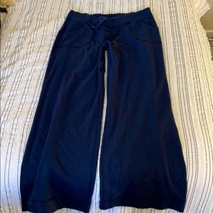 Lululemon wide leg pants